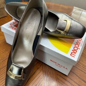 Women’s Pewter Leather Shoes